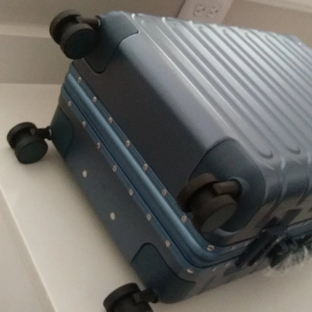 Aluminum Frame Carry on Spinner Luggage Hard Case